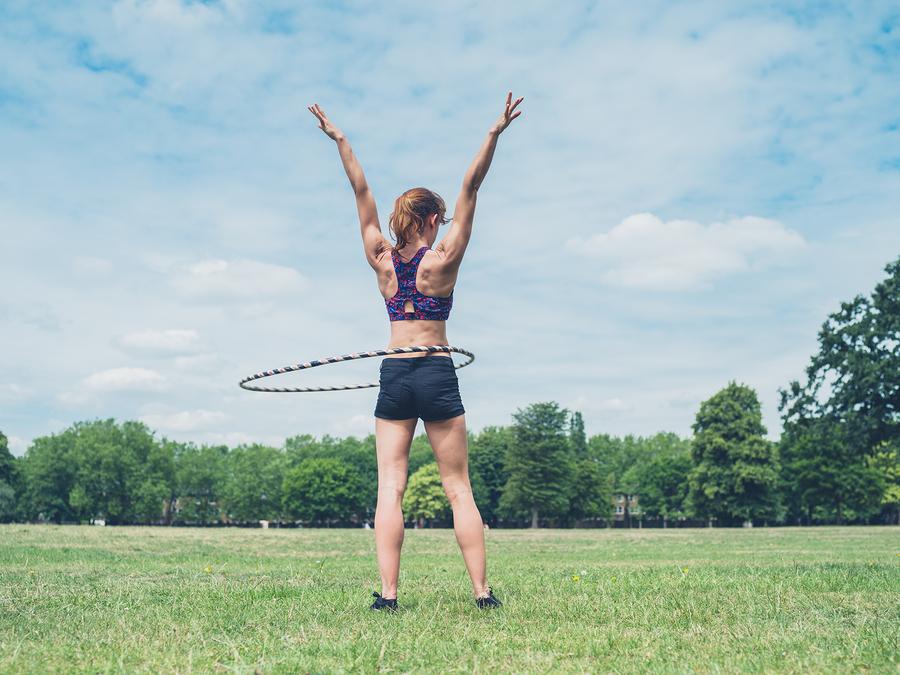 Hula Hoop Benefits: 8 Reasons to Give Hooping a Try
