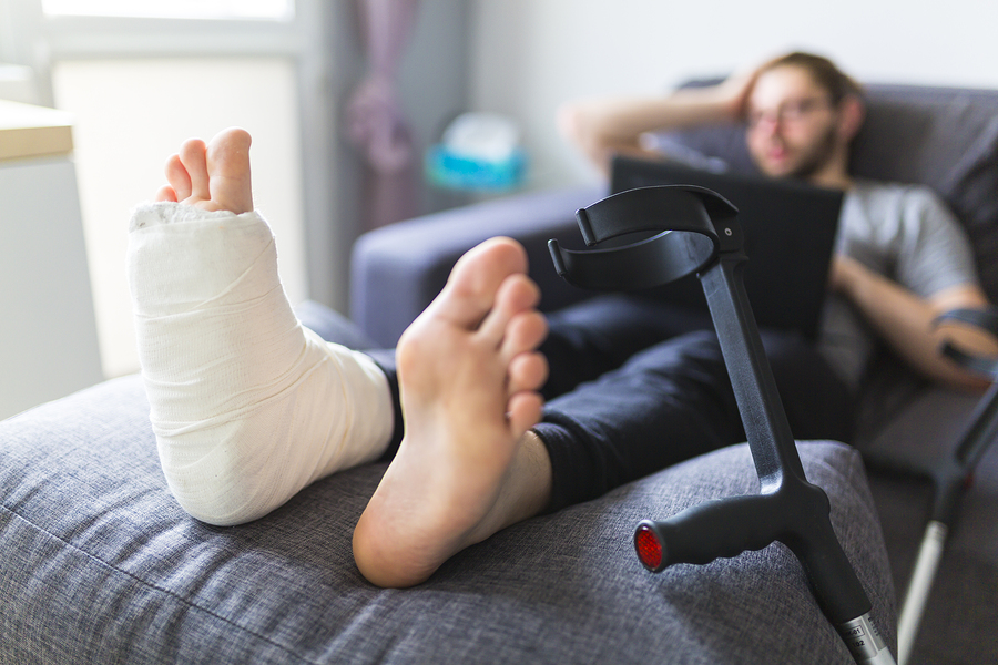 leg injury rest orthopedic